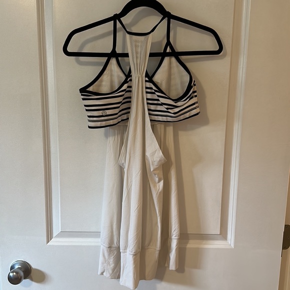 Wunder Under Lululemon Tank - Picture 2 of 2